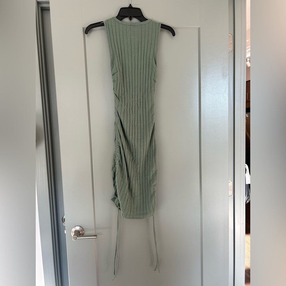 Adjustable Ruched Ribbed Dress - Picture 3 of 4